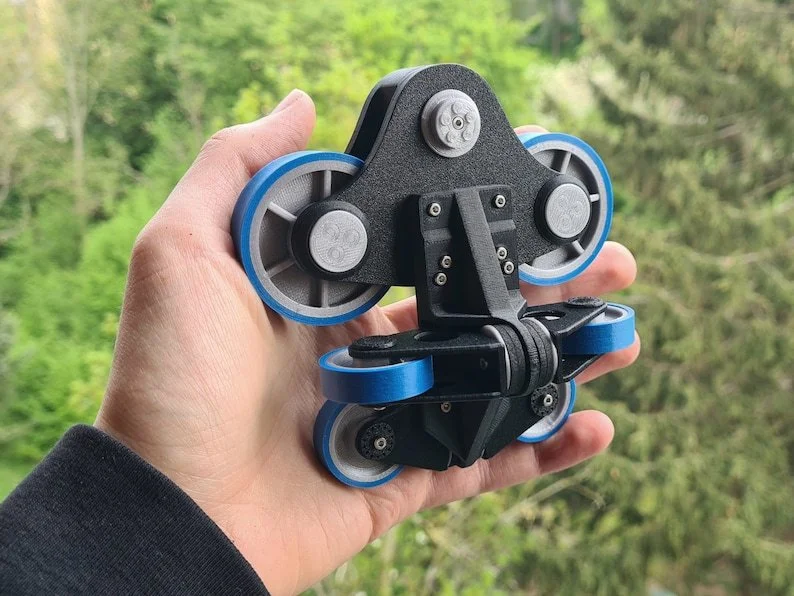 Model coaster train wheel assembly